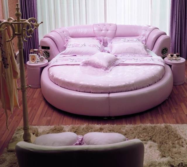 Chambre à coucher avec un lit tout confort – 24 idées fantastiques