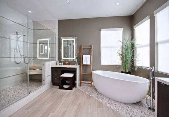 La salle de bain design de 2018 – un havre d'élégance et de confort optimal