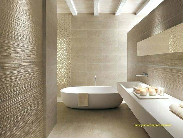 salle de bain en pierre naturelle et bois grand miroir La salle de bain en  pierre naturelle en 55 idées modernes
